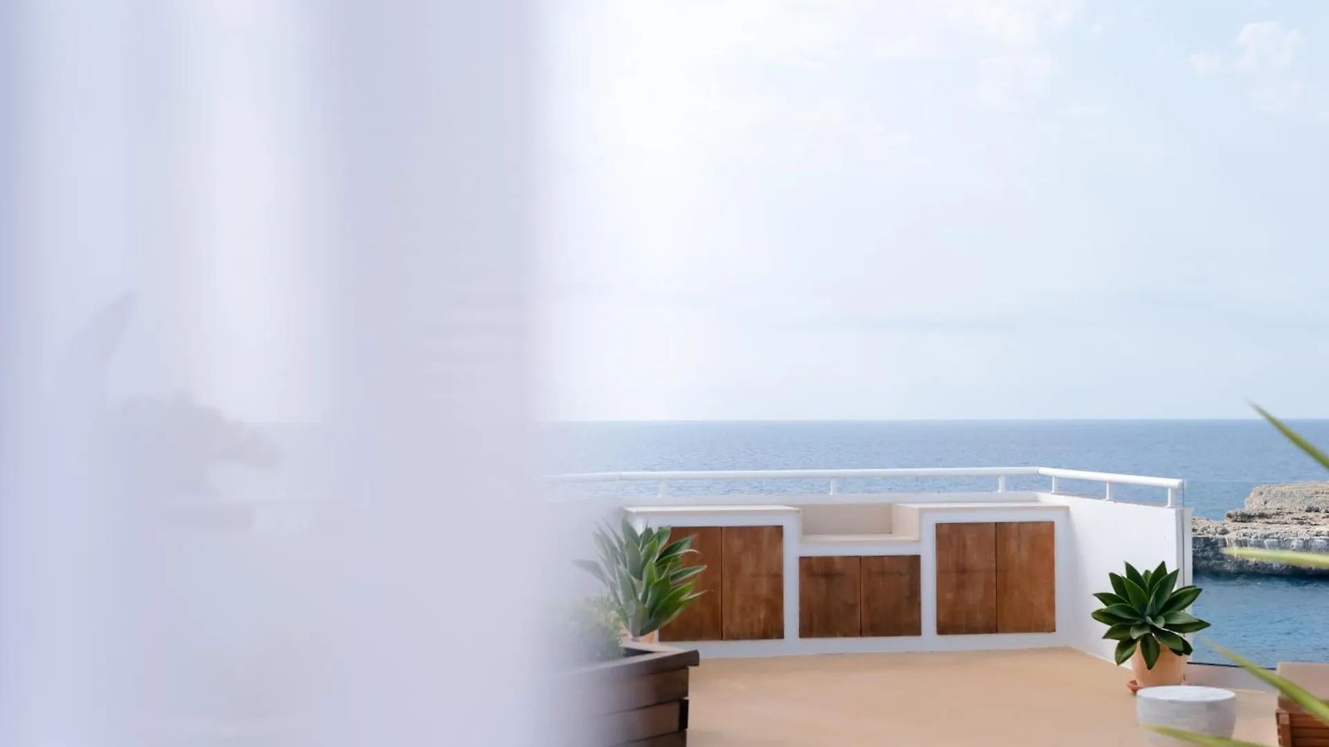 פורטוקולום Portomar Apartments ספרד